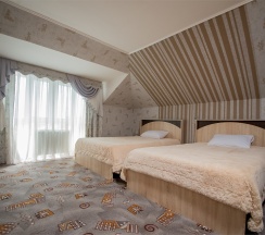 Стандарт ком. №6 в Золотой Лев