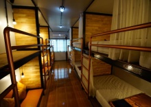 Кровать в общем номере Цокольный этаж в Sleep Owl Hostel