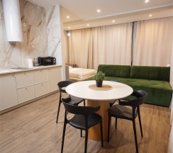 Квартира-студия 55 м2 (ТАУКЕЛЬ ДОМБАЙ) в Гринч