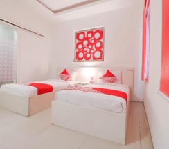 Двухместный номер Standard 2 отдельные кровати в OYO 1489 Simona Hotel
