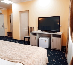 Семейный номер в Априори