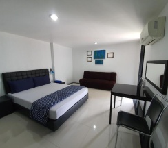 Апартаменты c 1 комнатой в @Room Apartment
