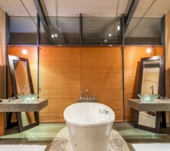 Двухместный люкс двуспальная кровать в Sirius Lodge