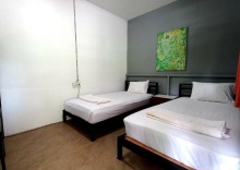 Двухместный номер Economy 2 отдельные кровати в White Jail @ Koh Tao hostel