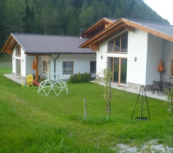 Шале с 2 комнатами в Zugspitzchalets