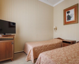 Четырёхместный полулюкс Corporate с красивым видом из окна в Селигер Палас