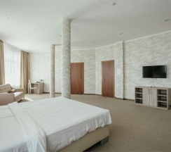 Супериор с балконом вид на морскую сторону в Кавказ