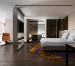 Номер Family Duplex двухуровневый  - с двуспальной кроватью и раскладным диваном в Swissotel Resort Сочи Камелия