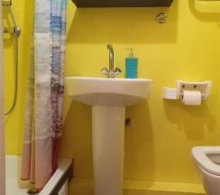 Студия с двумя односпальными кроватями в Советский