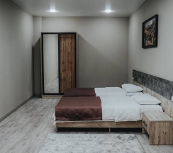 Люкс 2-х комнатный в Ахтынские бани №1