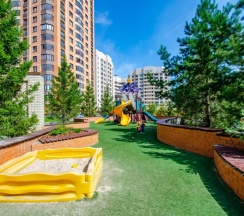 Апартаменты с 2 комнатами с балконом и с красивым видом из окна в Andora-apart