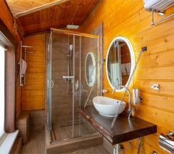 Комфорт "La Scala" в Allure Lodge