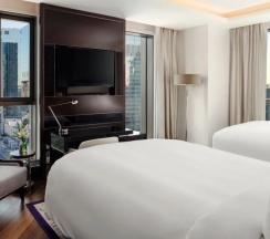 Номер Deluxe с видом на город в The Ritz-Carlton Astana