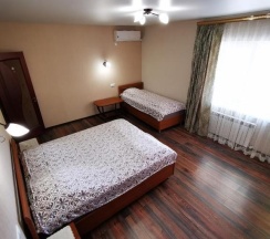 3-местная комната улучшенная в Натали