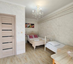 3-местная комната стандарт Рита в Аэлита