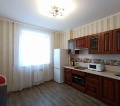 Апартаменты с 2 комнатами с балконом и с красивым видом из окна в Onyx Apartment