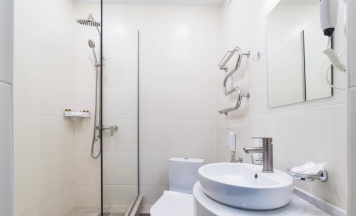 Номер улучшенный стандарт с 2 односпальными кроватями в Grand sapphire hotel