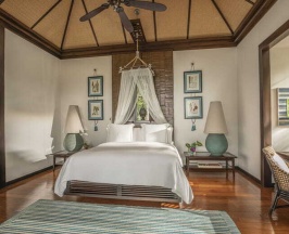 Двухместная Вилла с бассейном Beach двуспальная кровать в Four Seasons Resort Koh Samui