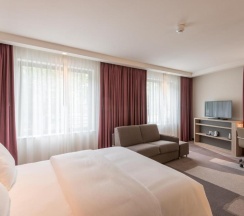 Двухместный номер для некурящих двуспальная кровать в Hampton by Hilton Frankfurt City Centre East