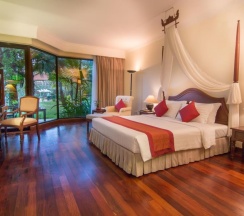 Номер Deluxe с балконом в Angkor Palace Resort & Spa