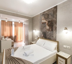 Трёхместный номер Comfort Land в Grand Way Панорама