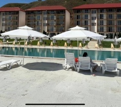 3-местный 2-комнатный номер полулюкс семейный в Ника