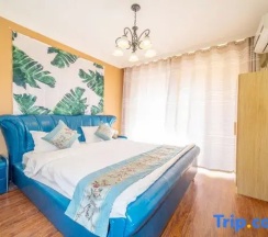 Люкс с 2 комнатами в Yijiayi Holiday Hotel