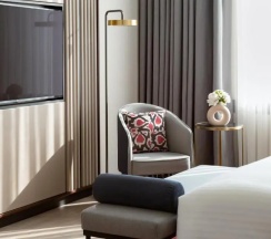 Двухместный номер Club Lounge Access Classic с видом на площадь Амира Тимура двуспальная кровать в InterContinental Tashkent, an IHG Hotel