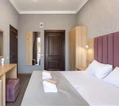 Двухместный номер ДЕЛЮКС с балконом в Granada