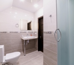 4-местный номер эконом (мансарда) в Balmont