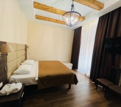 Двухместный номер Deluxe с видом на горы двуспальная кровать в Энергетик