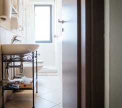 Двухместный номер Comfort с балконом двуспальная кровать в Kaktus Guest House