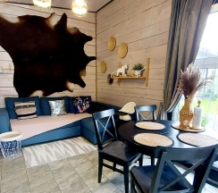 Дом улучшенный в Manzerok house