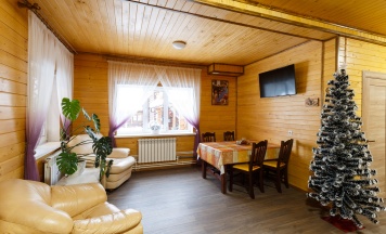 Стандартный трёхместный номер в Линь