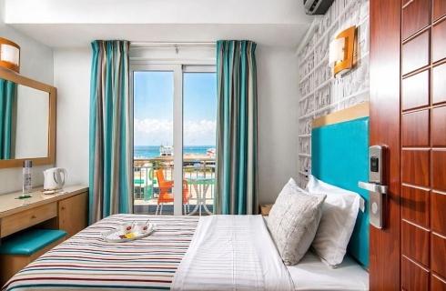 Греция, Ираклион: Отель City Life Port Hotel