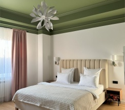 № 302 Семейный номер "Люкс" в разМалевиch