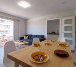 Трёхместные апартаменты Superior в Apartamentos California