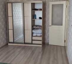 М.Горького 85Б. 2-комн.кв., 6-этаж, 106 в АнтиОтель