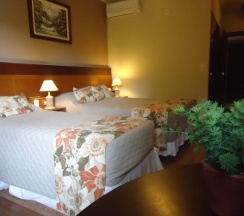 Четырёхместный люкс Дуплекс в Hotel Serra Nevada