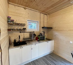 Пятиместный коттедж с 3 комнатами с красивым видом из окна в Нептун-2