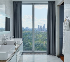 Corner Grand Apartment в Diamond Apartments
