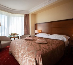 Бизнес Стандарт в Золотое кольцо