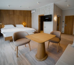 DELUXE в Горицы Hotel&Resort