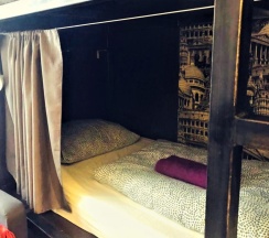 Место в 6-ти местном номере капсульного типа в Сова