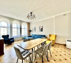 3ех комнатная квартира. пр. Невский д.63 в Goodrest