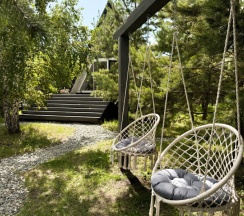 White haus в Magic Camp