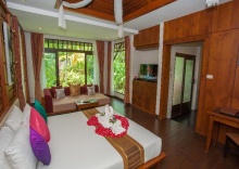 Трёхместный номер Standard в Railay Village Resort