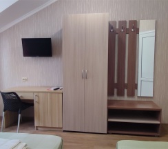 Стандарт Трёхместный в Ленарт