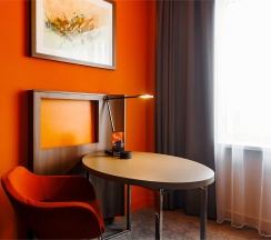 Номер Classic Superior с видом во внутренний двор в МЕРКЮР ТЮМЕНЬ ЦЕНТР