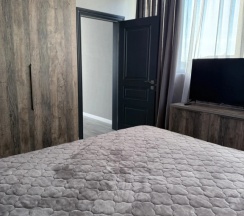 Апартаменты с балконом и с красивым видом из окна в Sofitel